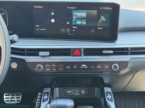 New 2026 Kia Sorento SX Prestige AWD/4WD image 17