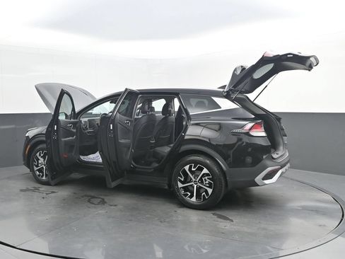 Used 2024 Kia Sportage EX FWD image 44