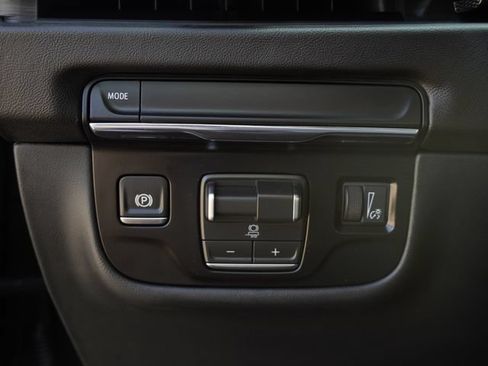 Used 2026 Cadillac Escalade Sport RWD image 23