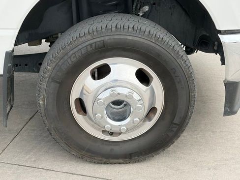 Used 2025 Ford F350 Lariat w/ Lariat Ultimate Package image 10