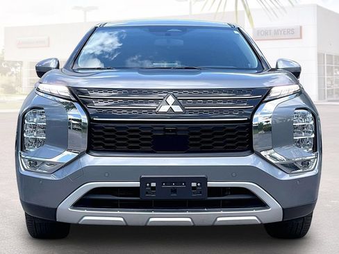 Used 2024 Mitsubishi Outlander SE FWD image 24