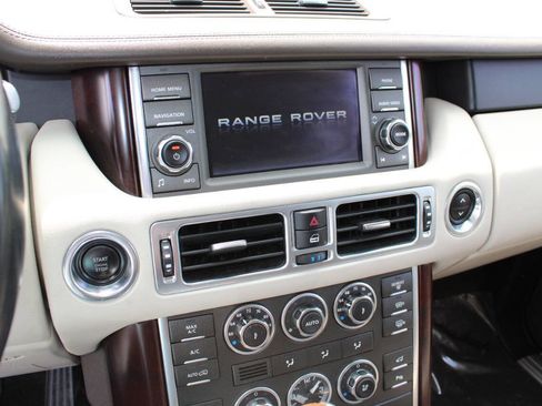 Used 2012 Land Rover Range Rover HSE LUX w/ Luxury Interior Pkg image 15