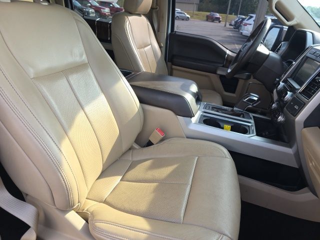 Used 2019 Ford F150 Lariat w/ Equipment Group 502A Luxury AWD/4WD image 12