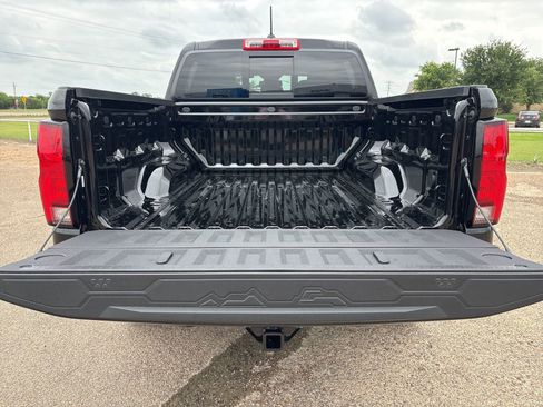 New 2026 Chevrolet Colorado Z71 w/ Z71 Convenience Package 2 AWD/4WD image 30