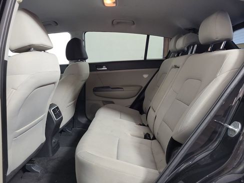 Used 2022 Kia Sportage LX image 22