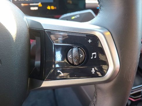 Used 2025 BMW i5 xDrive40 w/ M Sport Package image 18