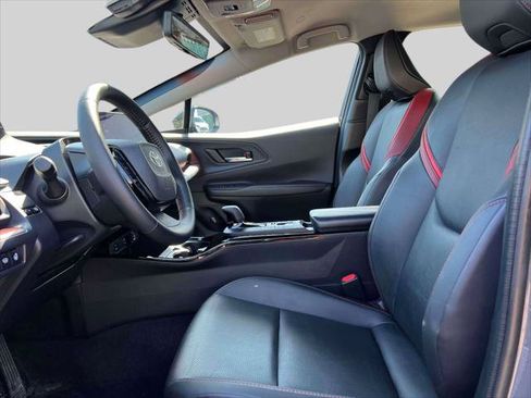 Certified 2025 Toyota Prius Plug-In Hybrid w/ Limited Premium Package FWD image 18