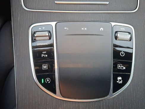 Used 2021 Mercedes-Benz GLC 300 4MATIC image 16