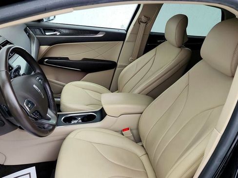 Used 2019 Lincoln MKC Reserve FWD image 20