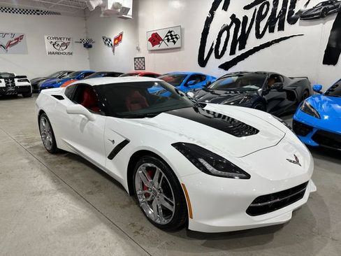 Used 2016 Chevrolet Corvette Stingray Coupe w/ 2LT Preferred Equipment Group image 21