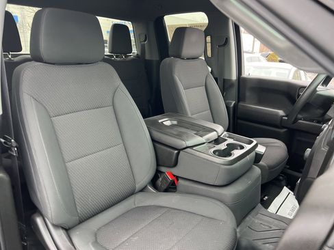 Used 2020 Chevrolet Silverado 1500 Custom w/ Custom Value Package image 24