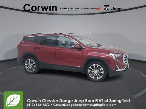 Used 2020 GMC Terrain SLT w/ Preferred Package image 1