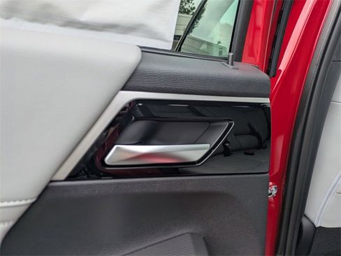 New 2025 Mitsubishi Outlander SEL image 27