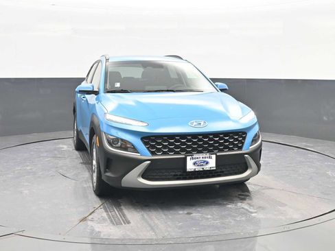 Used 2023 Hyundai Kona SEL w/ Cargo Package image 2