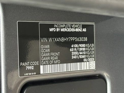 Used 2023 Mercedes-Benz Sprinter 2500 image 21