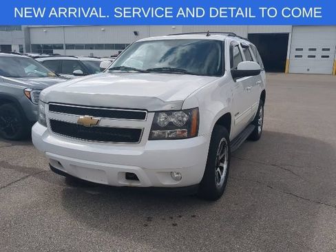 Used 2013 Chevrolet Tahoe LT w/ Luxury Package AWD/4WD image 1