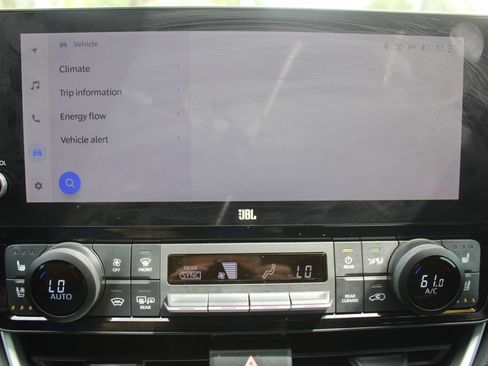 Used 2024 Toyota Grand Highlander AWD Hybrid image 52
