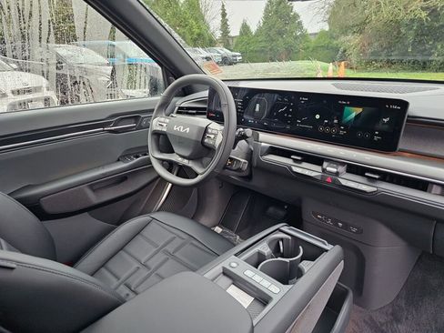 New 2026 Kia EV9 Land image 29