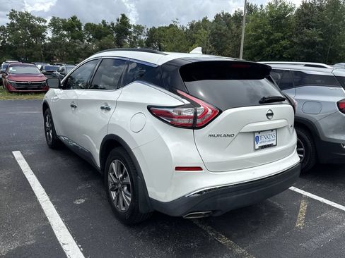 Certified 2018 Nissan Murano SV FWD image 5