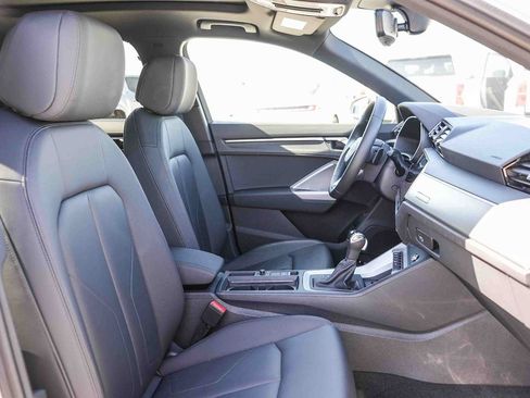 Used 2025 Audi Q3 2.0T Premium w/ Convenience Plus Package AWD/4WD image 24