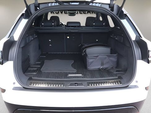 New 2026 Land Rover Range Rover Velar Dynamic SE AWD/4WD image 15