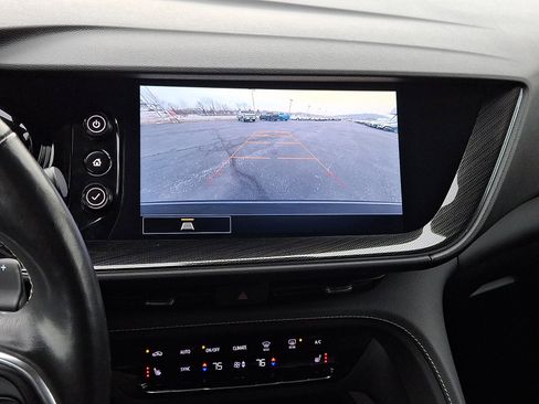 Used 2021 Buick Envision Essence image 17