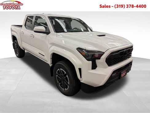 New 2026 Toyota Tacoma TRD Sport image 4