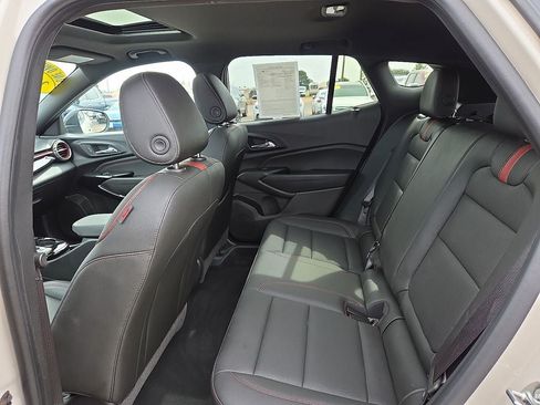 Used 2026 Chevrolet Trax RS w/ Sunroof Package FWD image 17