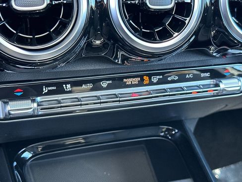 New 2026 Mercedes-Benz GLB 250 image 17