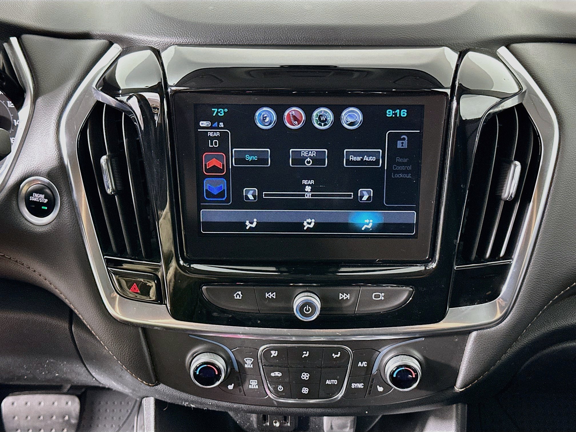 Used 2019 Chevrolet Traverse LT FWD image 23