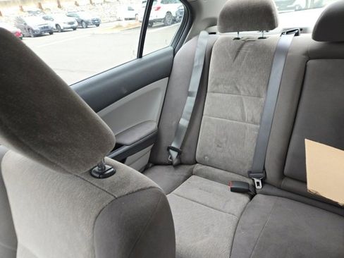 Used 2010 Honda Accord LX image 10