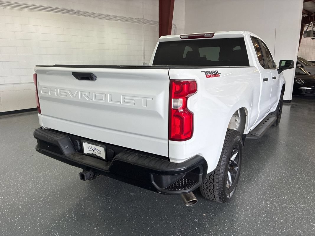 Used 2020 Chevrolet Silverado 1500 Custom Trail Boss AWD/4WD image 4
