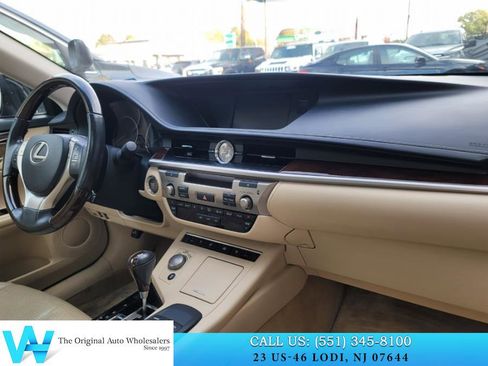 Used 2013 Lexus ES 350 image 16