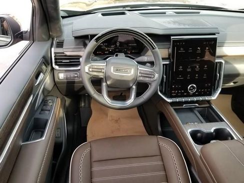 New 2026 GMC Acadia Denali Ultimate w/ LPO, Floor Liner Package image 12