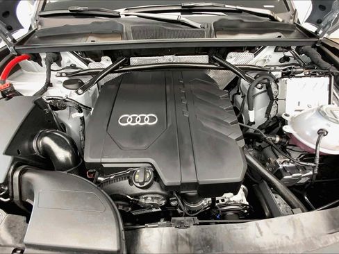 Certified 2025 Audi Q5 2.0T Premium Plus w/ Premium Plus Package image 28