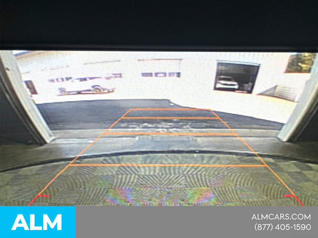 Used 2024 GMC Terrain SLE AWD/4WD image 32