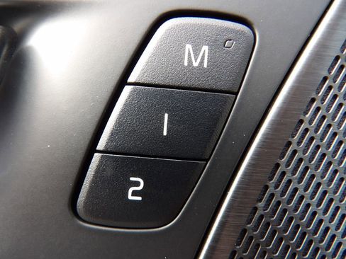 New 2026 Volvo XC60 B5 Ultra w/ Protection Package Premier image 10