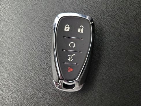 Used 2023 Chevrolet Equinox LT FWD image 32