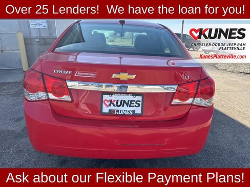 Used 2015 Chevrolet Cruze LT image 4