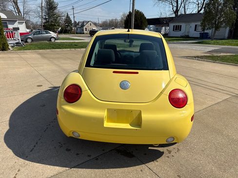 Used 2005 Volkswagen Beetle GLS image 7