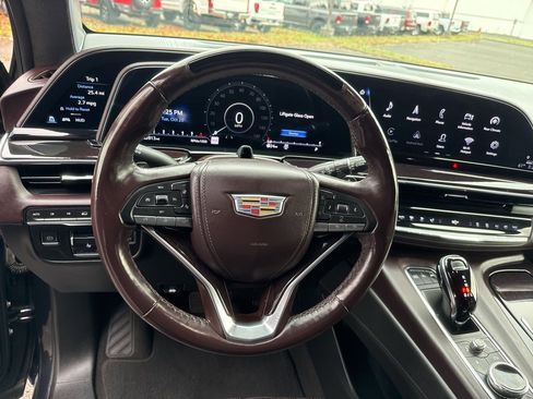 Used 2022 Cadillac Escalade ESV Premium Luxury Platinum image 33