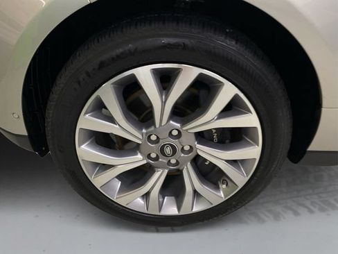 Used 2018 Land Rover Range Rover Supercharged AWD/4WD image 20