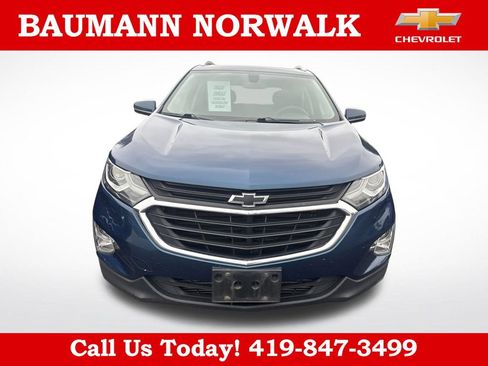 Used 2019 Chevrolet Equinox LT w/ Sun & Navigation Package FWD image 2