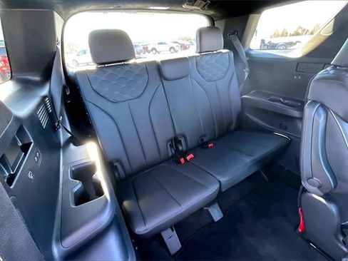 Used 2022 Hyundai Palisade Calligraphy image 26