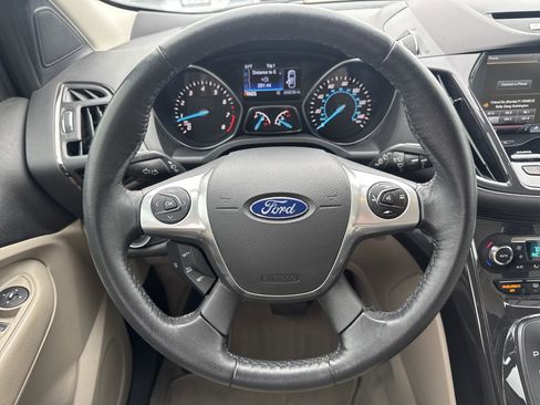 Used 2015 Ford Escape Titanium image 12