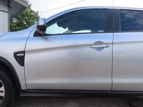 Used 2025 Mitsubishi Outlander Sport AWD image 31
