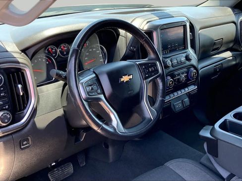 Used 2022 Chevrolet Silverado 1500 LT AWD/4WD image 18