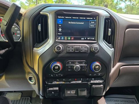 Used 2019 Chevrolet Silverado 1500 LTZ w/ LTZ Texas Edition AWD/4WD image 29