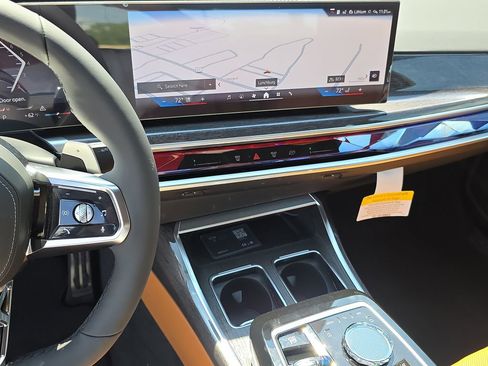 New 2026 BMW 740i xDrive AWD/4WD image 18