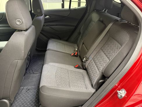 Certified 2024 Chevrolet Equinox LT FWD image 17